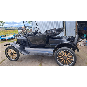 Lot 8

1918 Ford Model T Roadster (Has Later Year Engine)